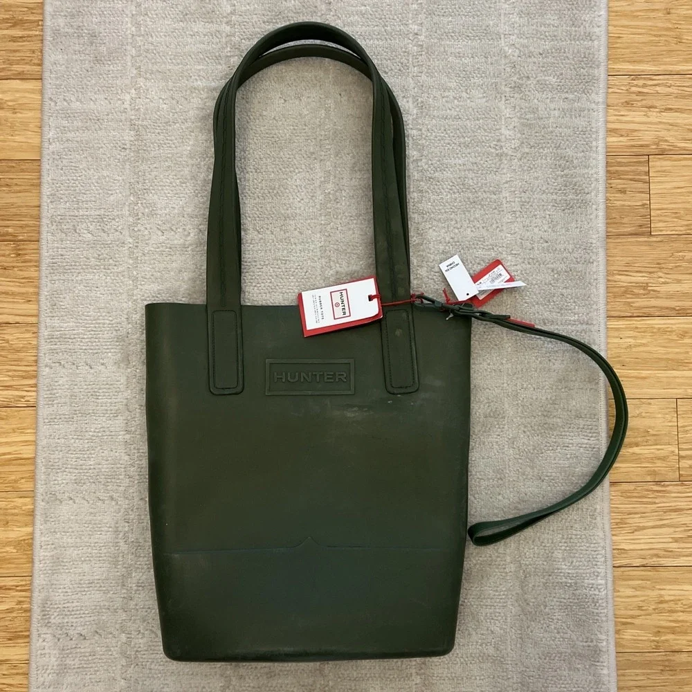 Hunter X Target Olive Green Heavy Duty Rubber Tote Bag NWT with Lanyard